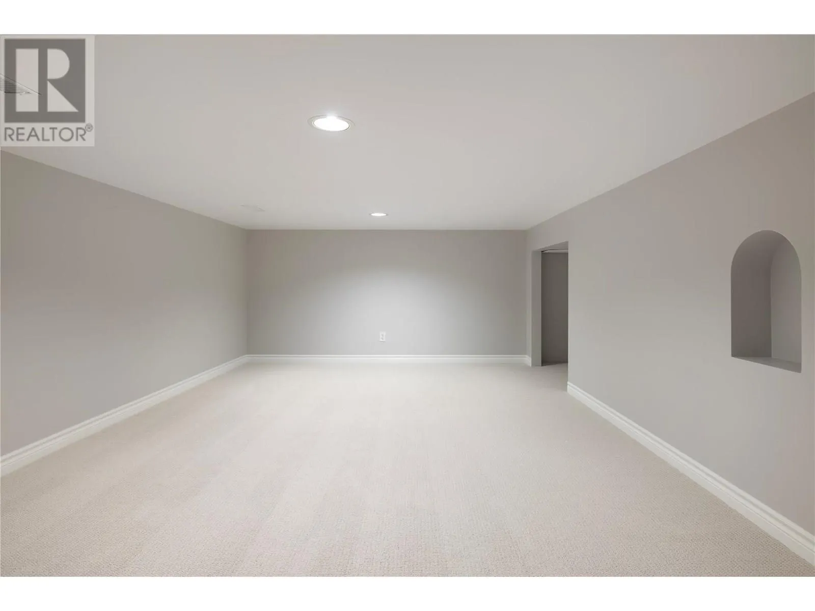 1853 Edgehill Avenue Unit# 28