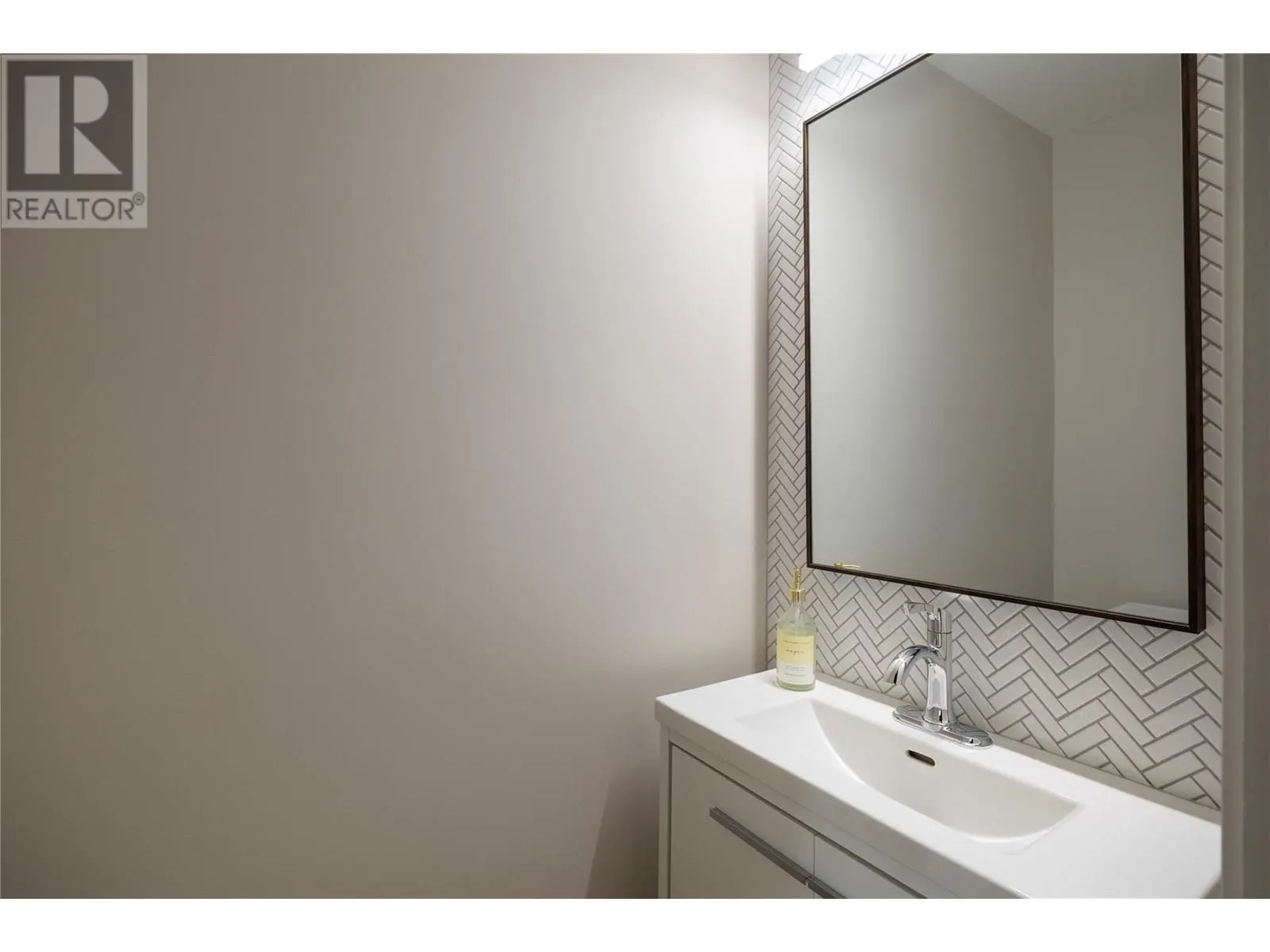 2310 36 Street Unit# 17