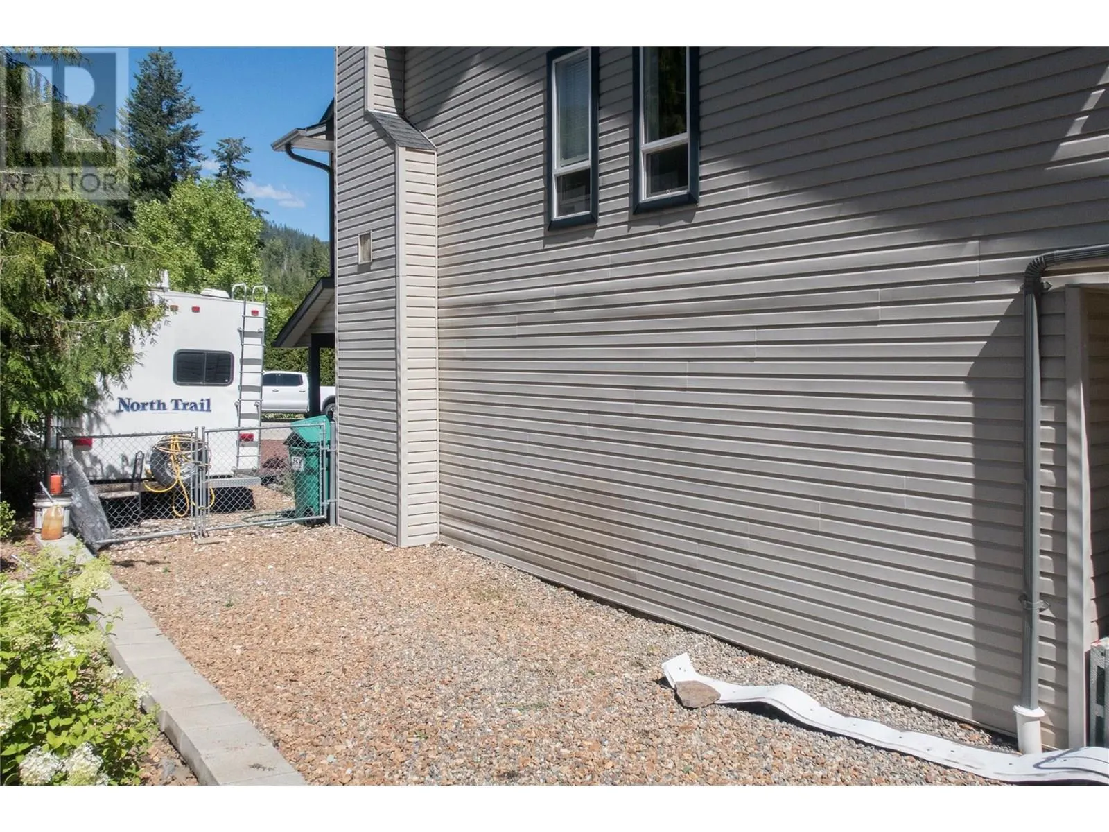 2230 Linea Crescent