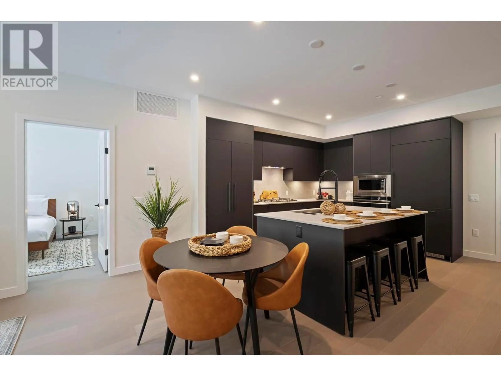 9652 Benchland Drive Unit# 202