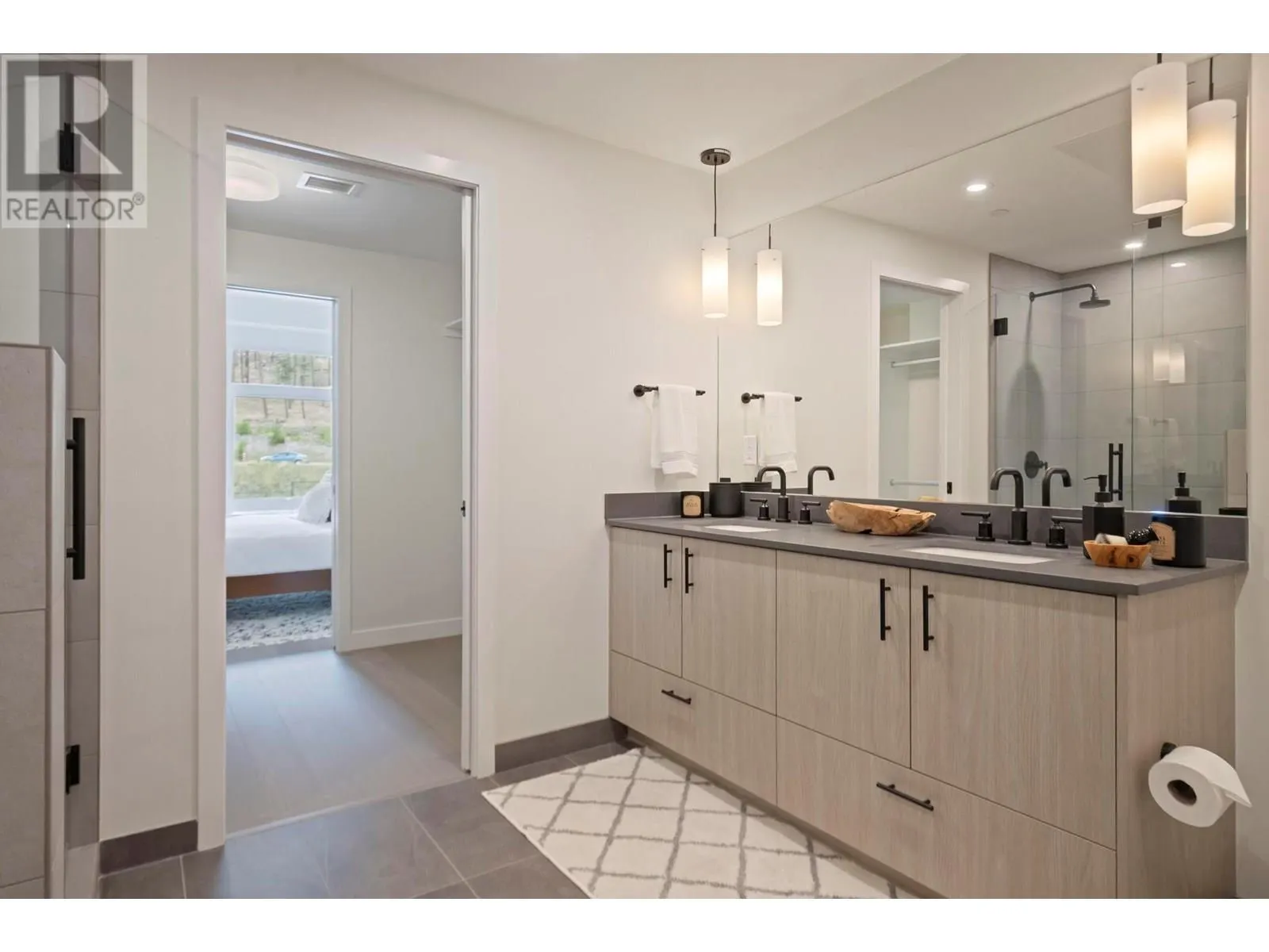 9652 Benchland Drive Unit# 202