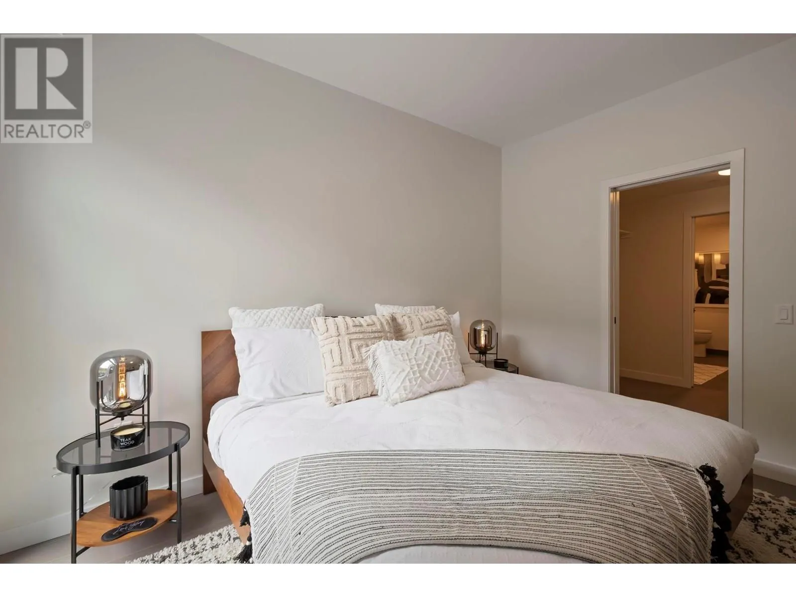 9652 Benchland Drive Unit# 202