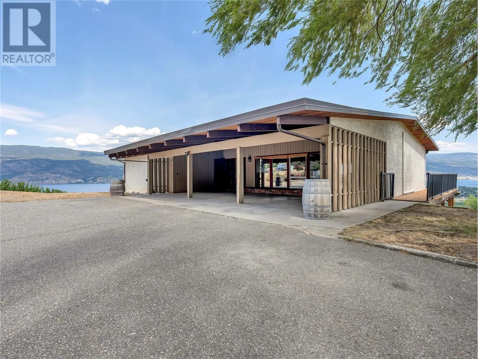 9402 FRONT BENCH Road