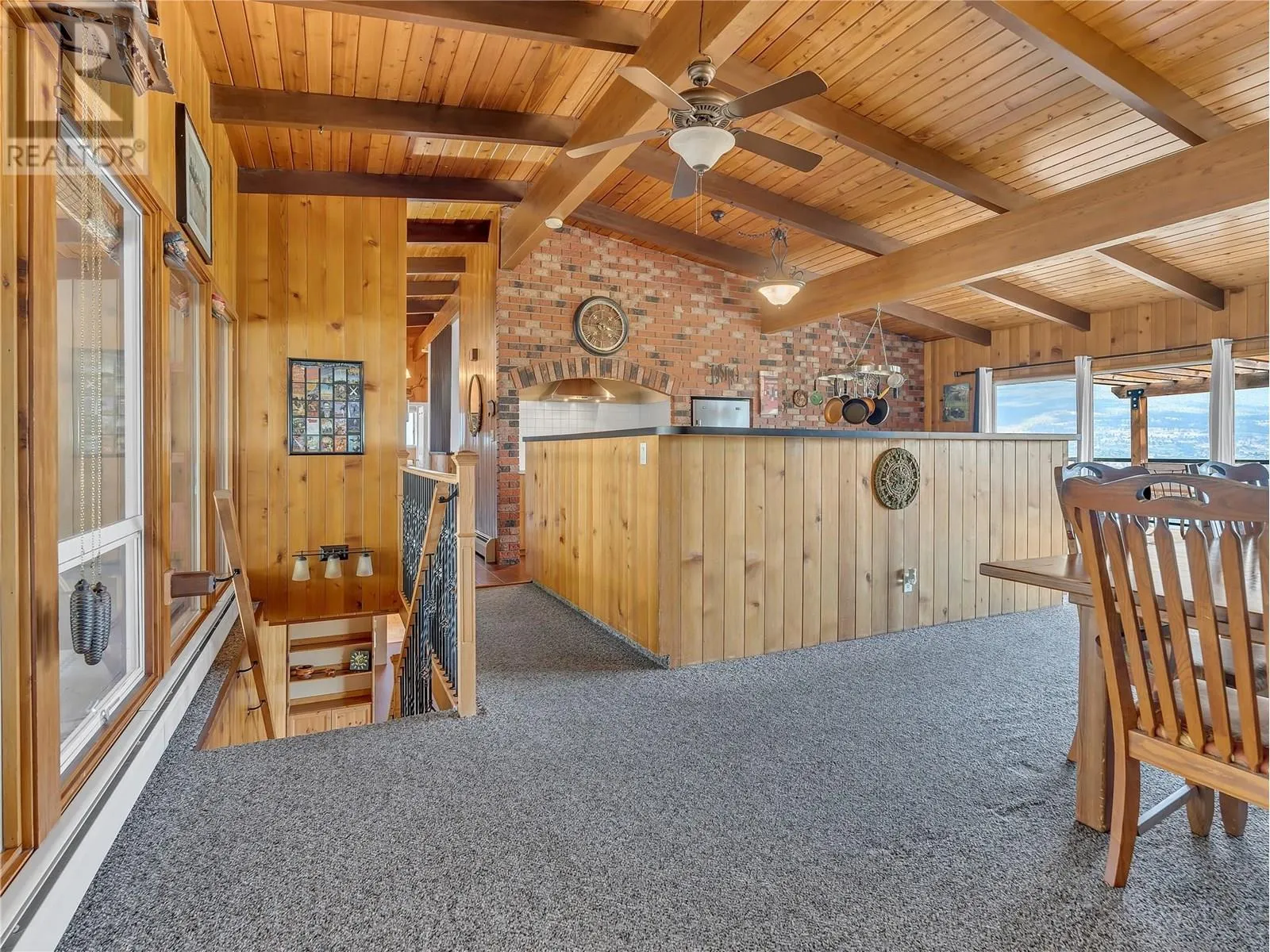 9402 FRONT BENCH Road