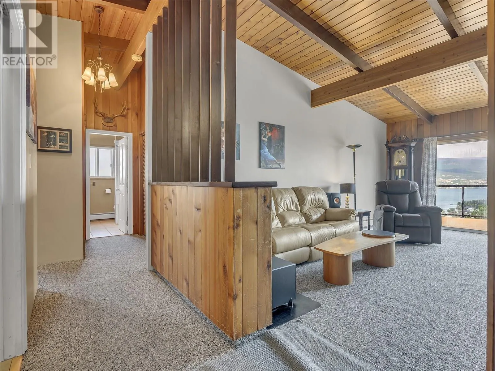 9402 FRONT BENCH Road