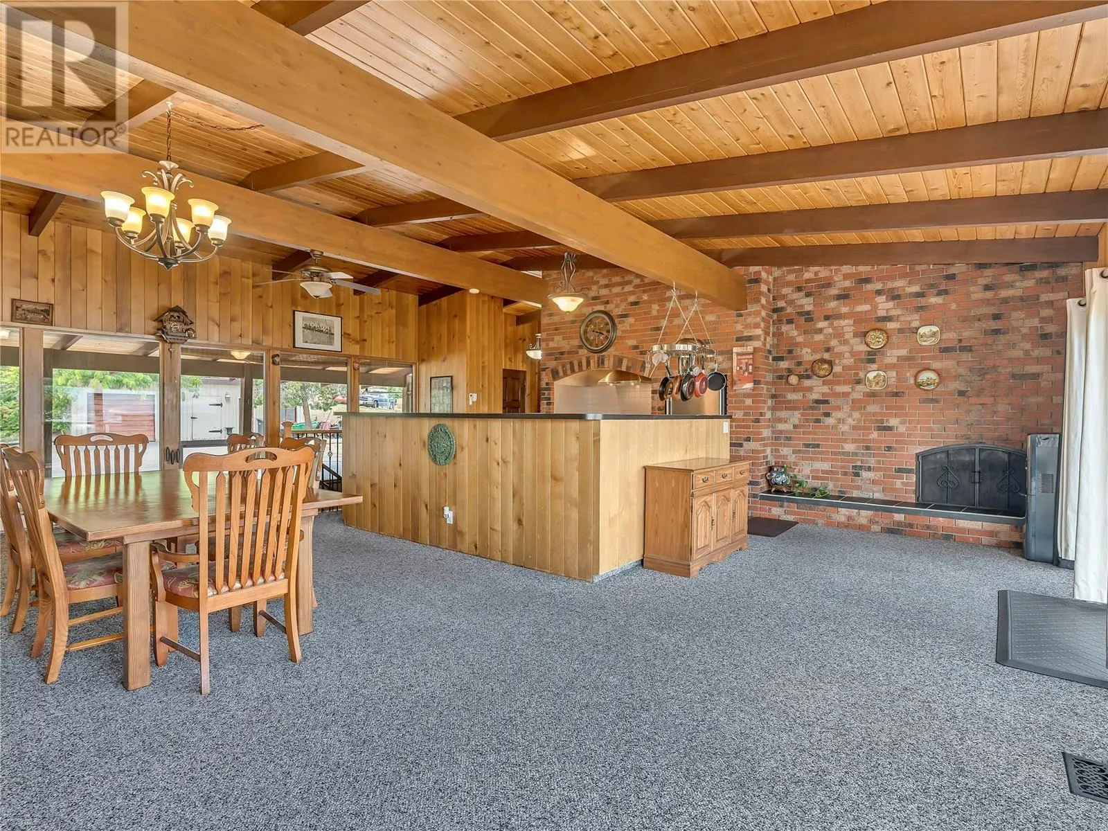 9402 FRONT BENCH Road