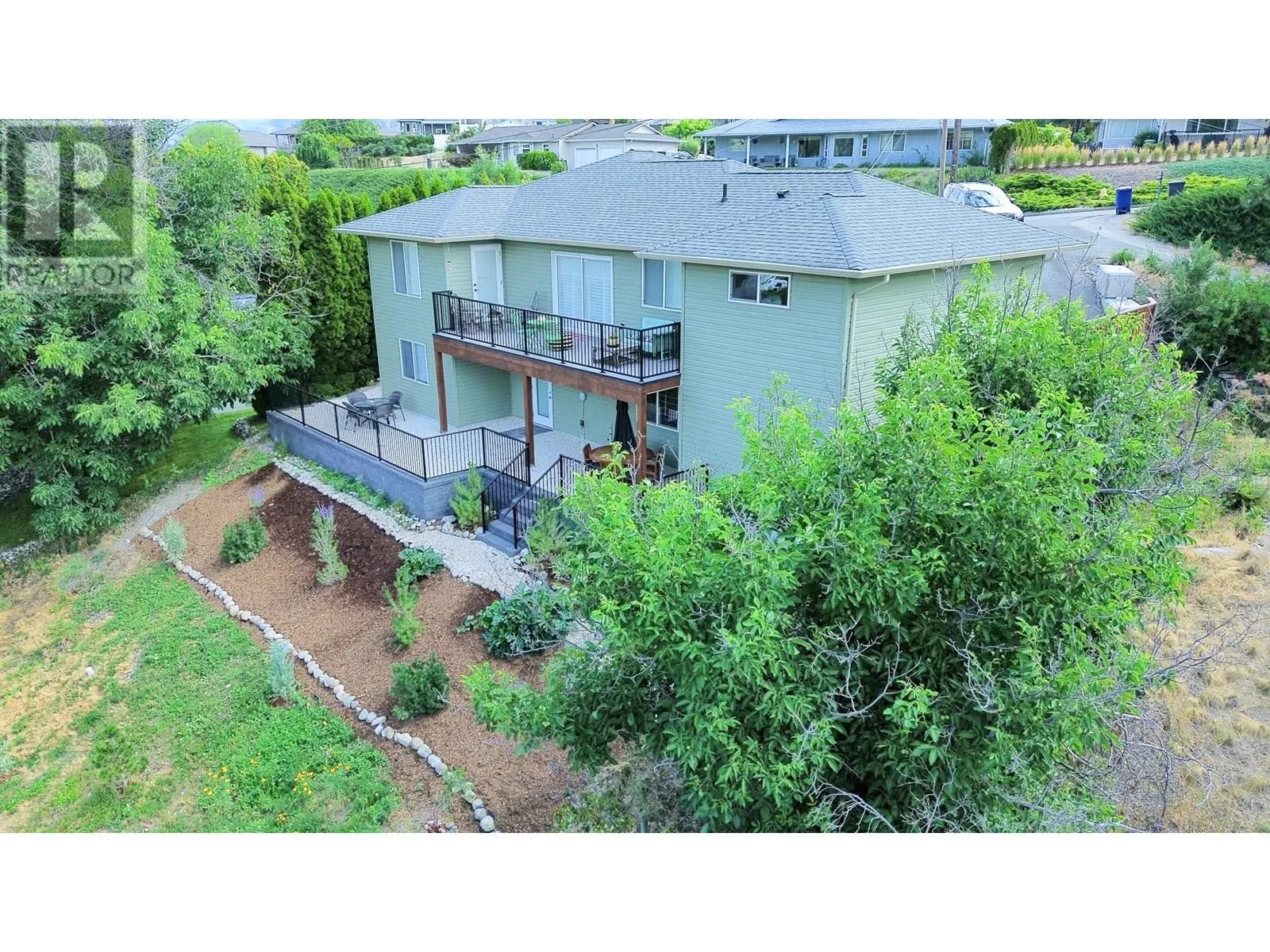 6654 Bellevue Drive