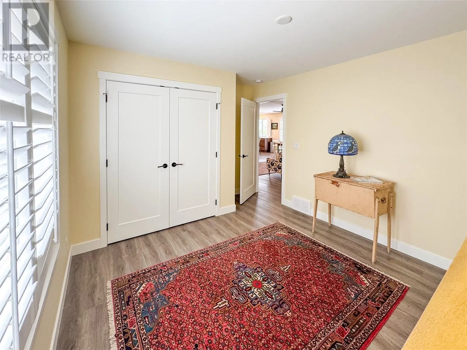 6654 Bellevue Drive