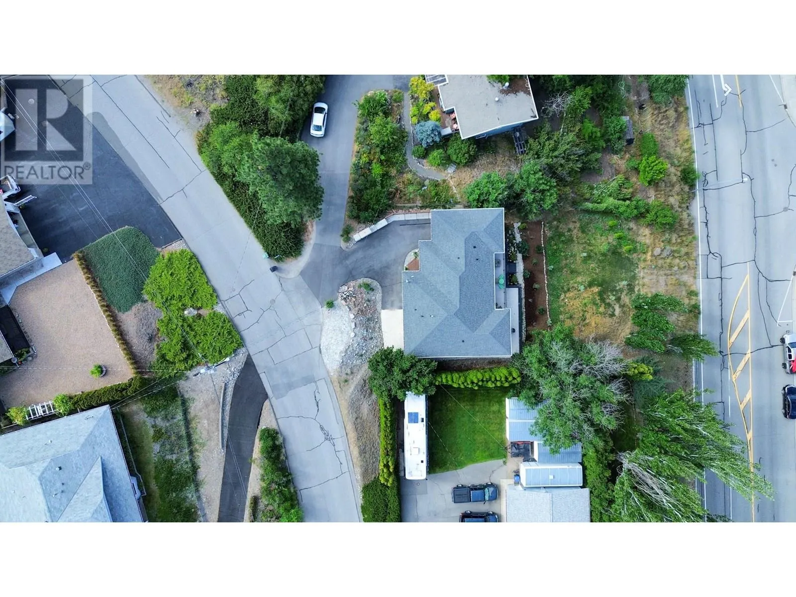 6654 Bellevue Drive