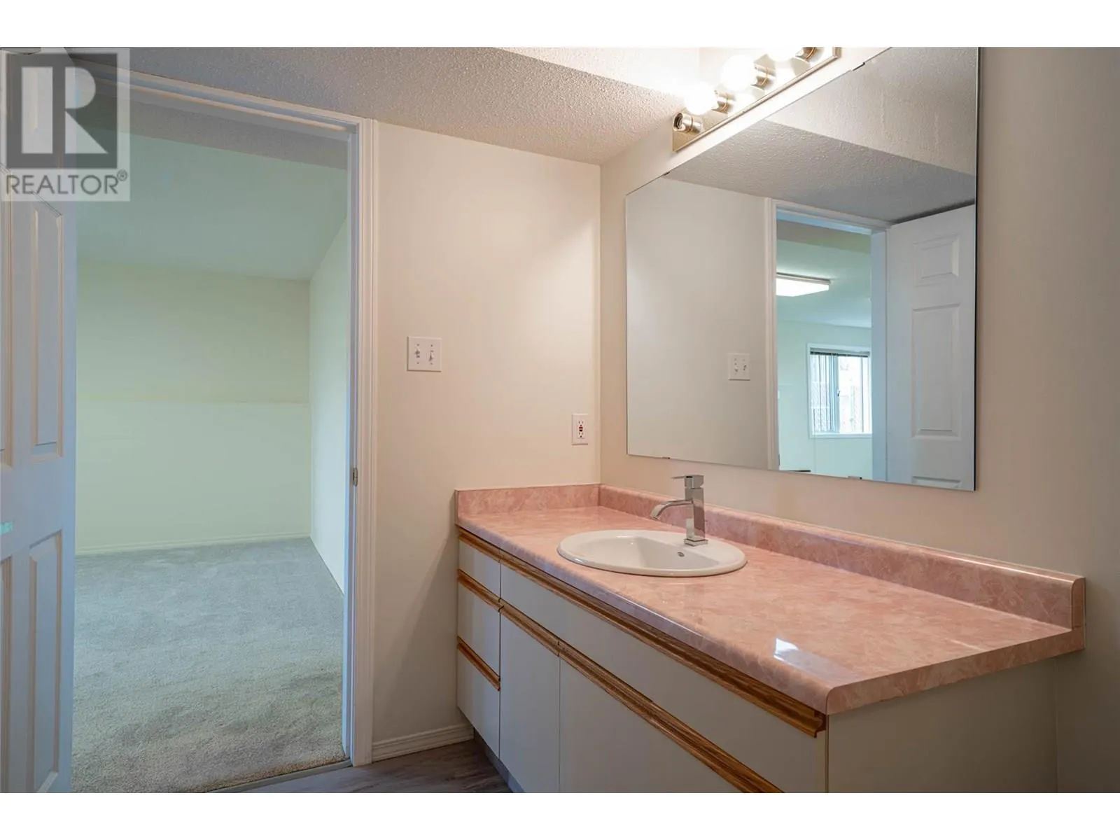 3930 20th Street Unit# 20