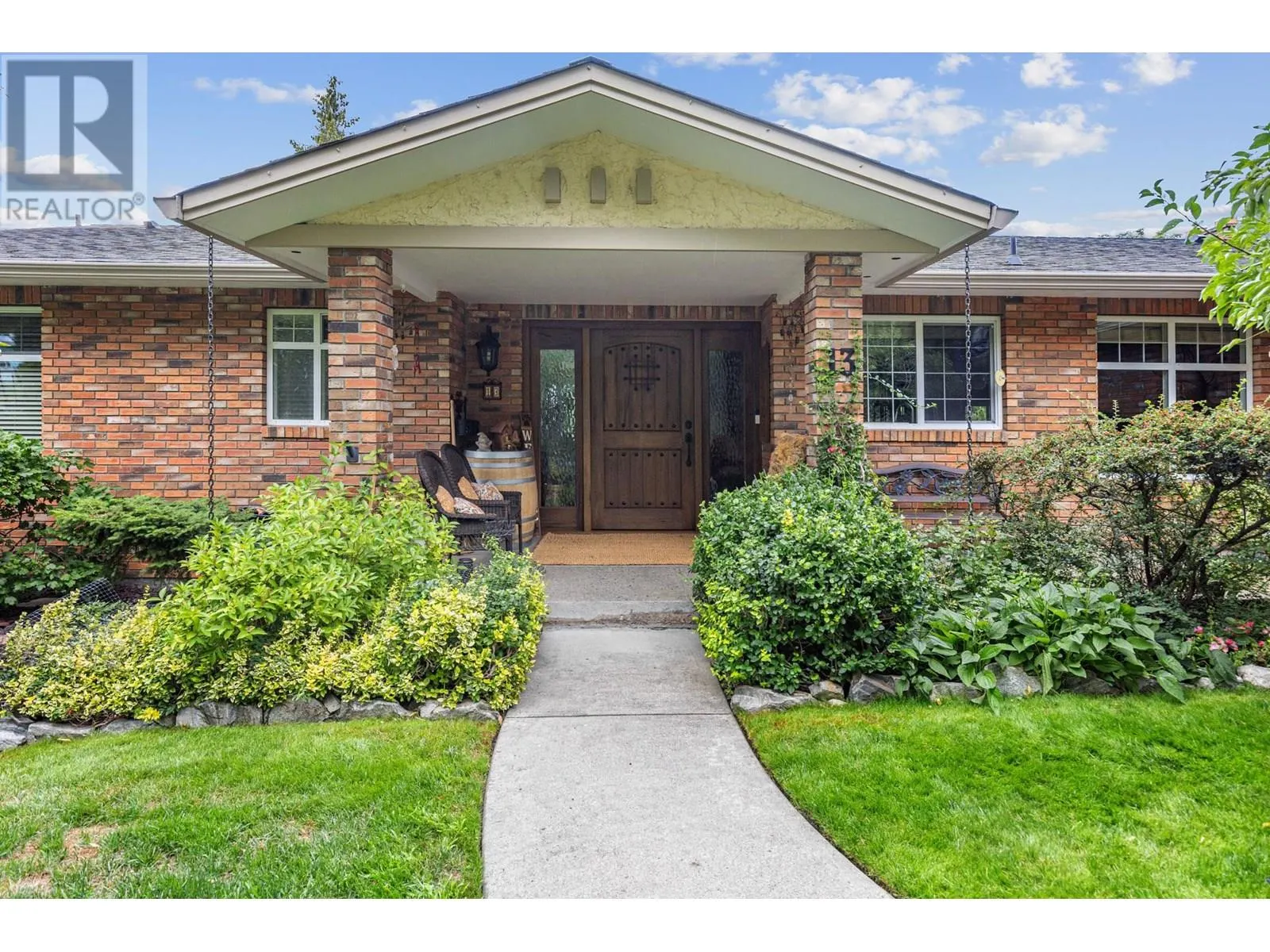 13 Alameda Court
