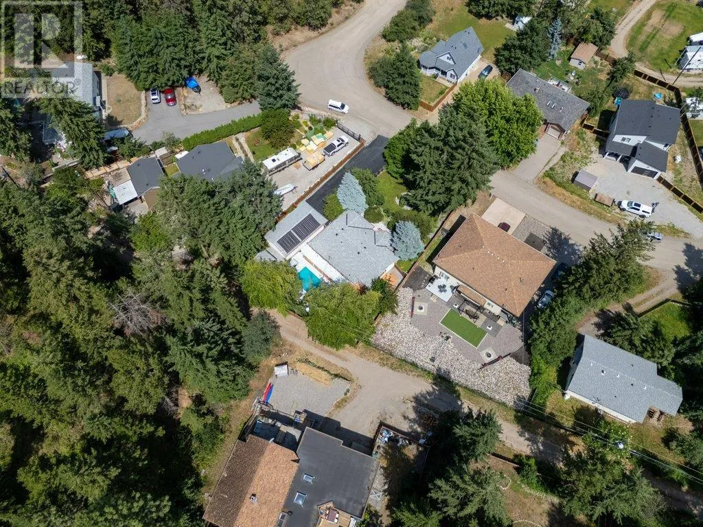 10724 Pinecrest Road