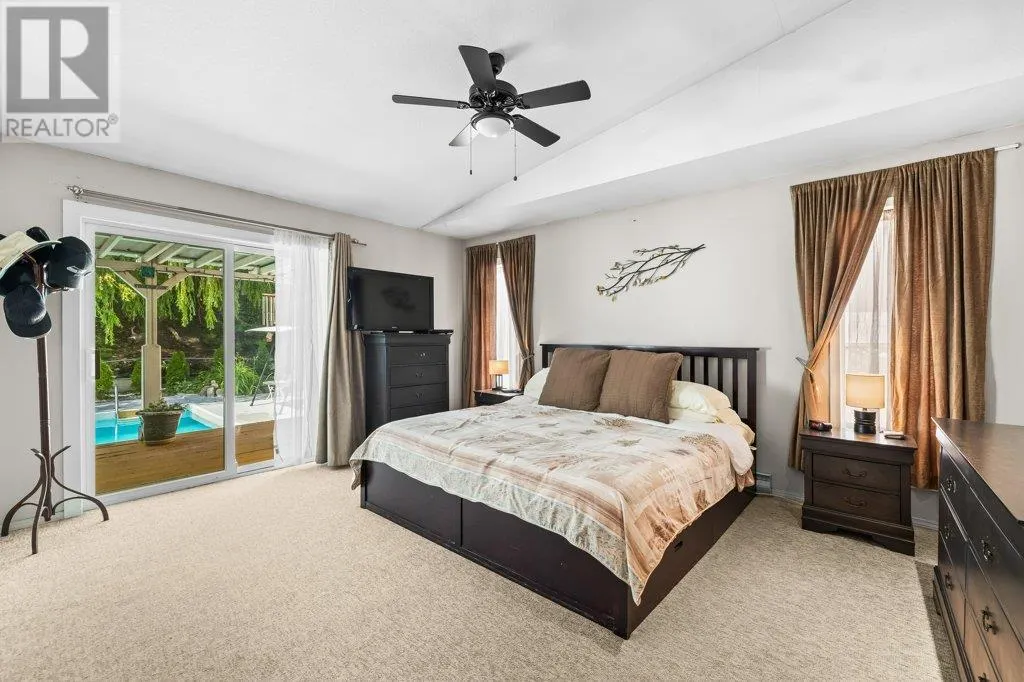 10724 Pinecrest Road