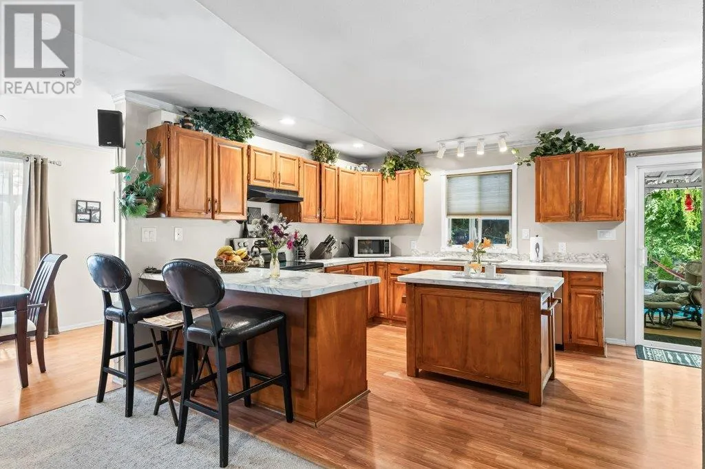 10724 Pinecrest Road