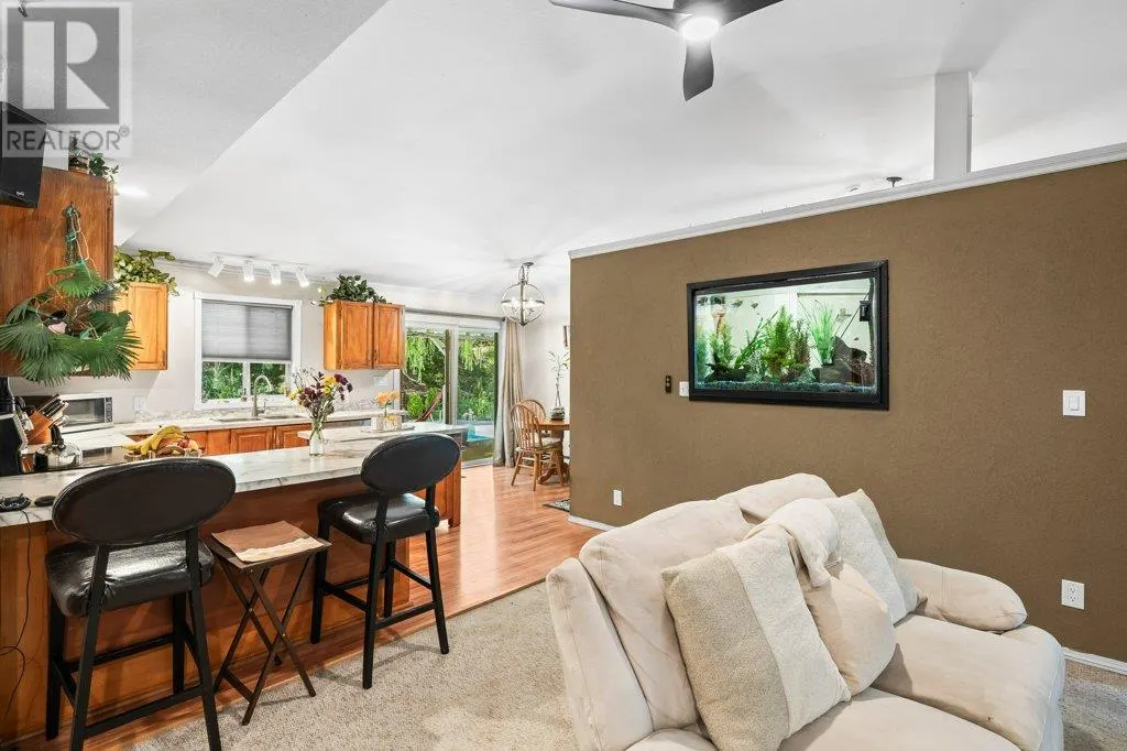 10724 Pinecrest Road