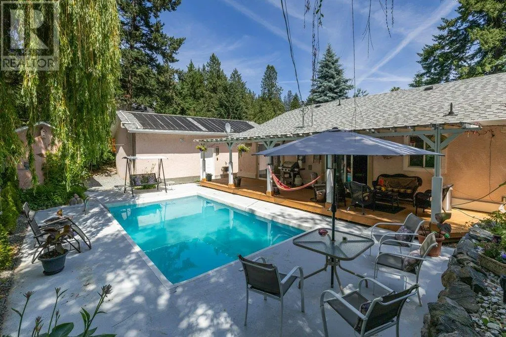 10724 Pinecrest Road