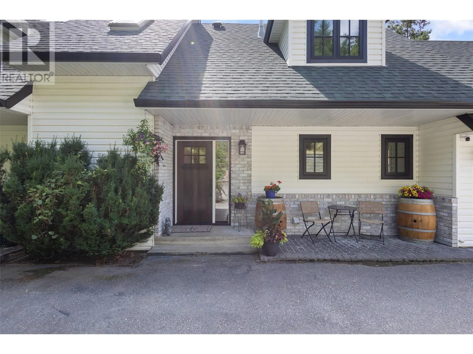 133 Goldclaim Road