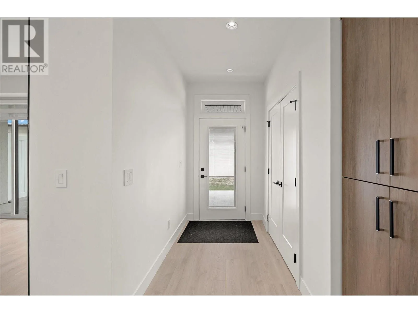 840 Grenfell Avenue Unit# 3