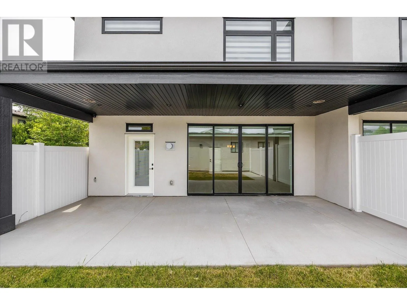 840 Grenfell Avenue Unit# 3
