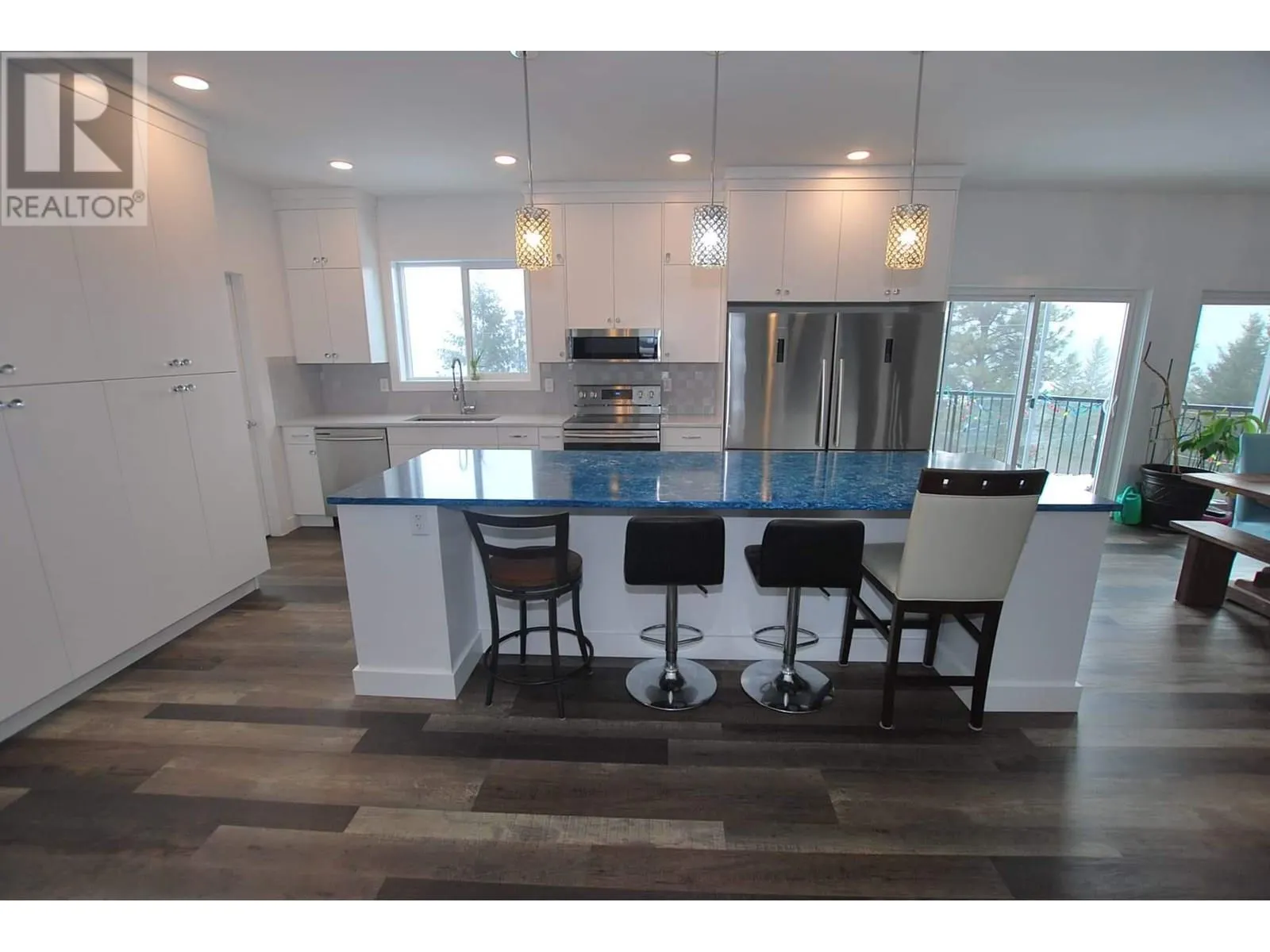 571 Mountain Drive