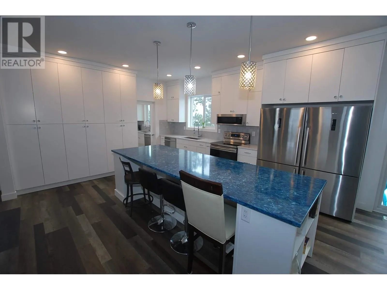 571 Mountain Drive