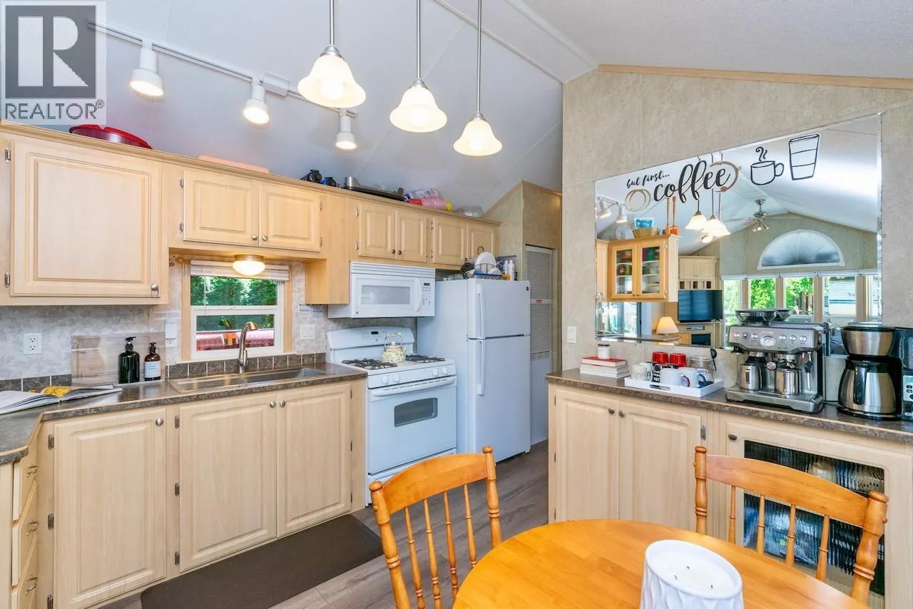 1131 Pine Grove Road Unit# 18