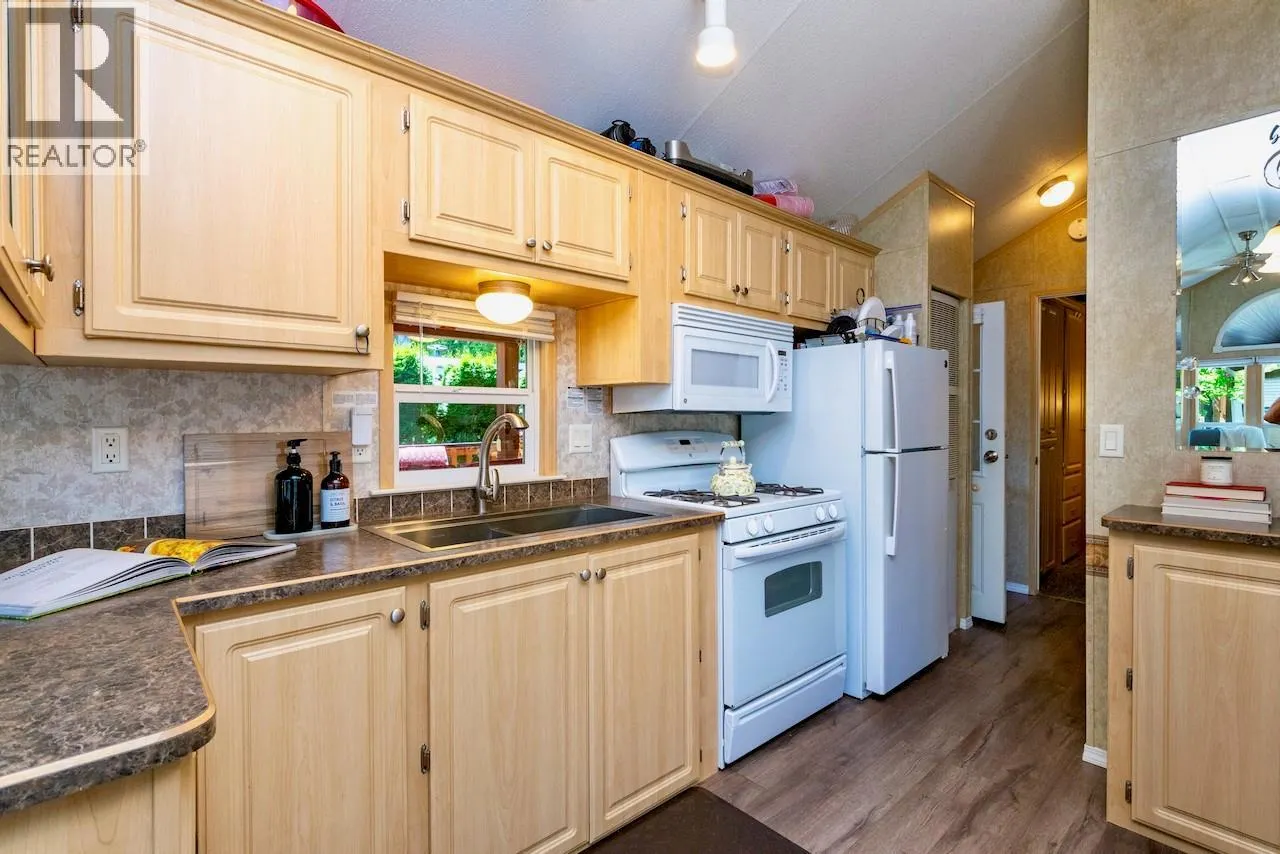 1131 Pine Grove Road Unit# 18