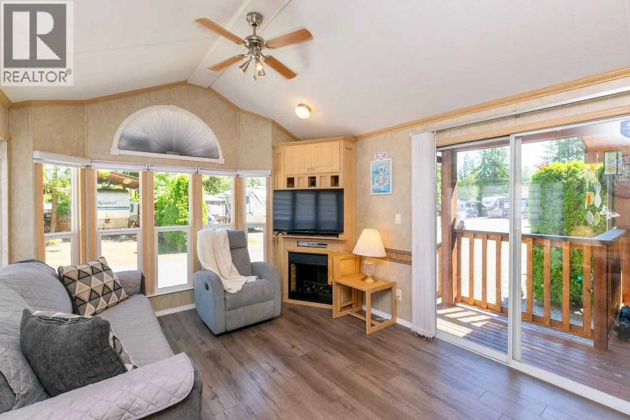 1131 Pine Grove Road Unit# 18
