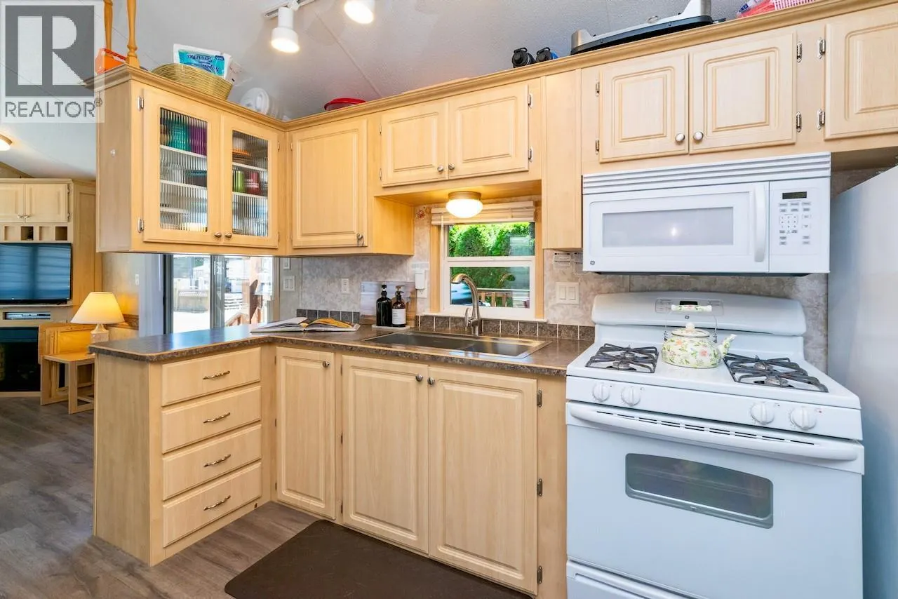1131 Pine Grove Road Unit# 18