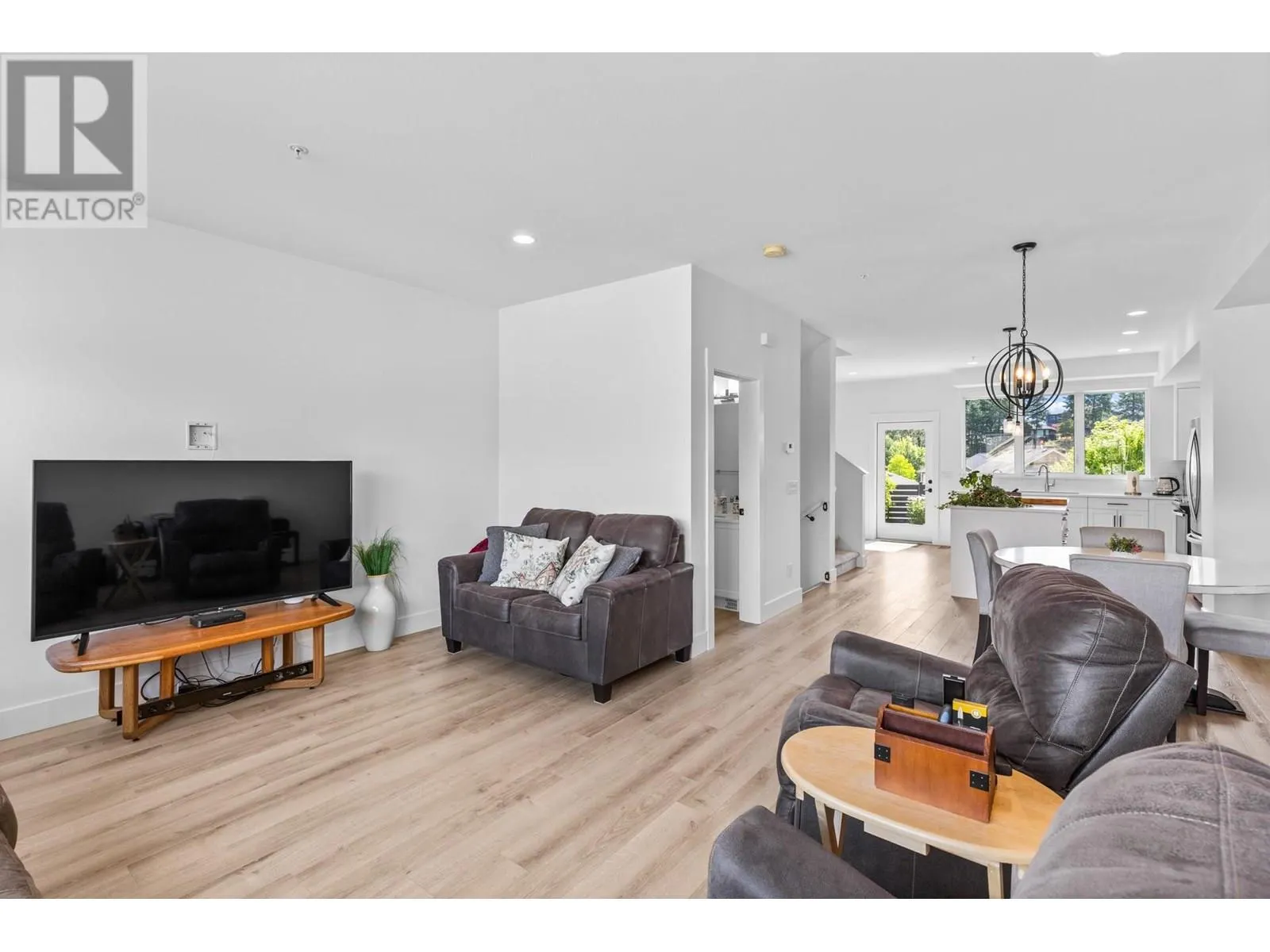 12798 Lake Hill Drive Unit# 61