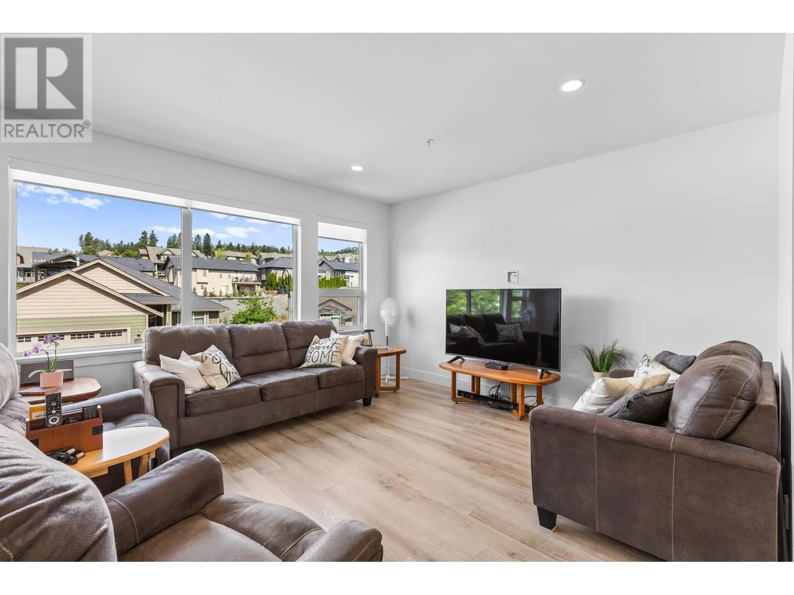 12798 Lake Hill Drive Unit# 61