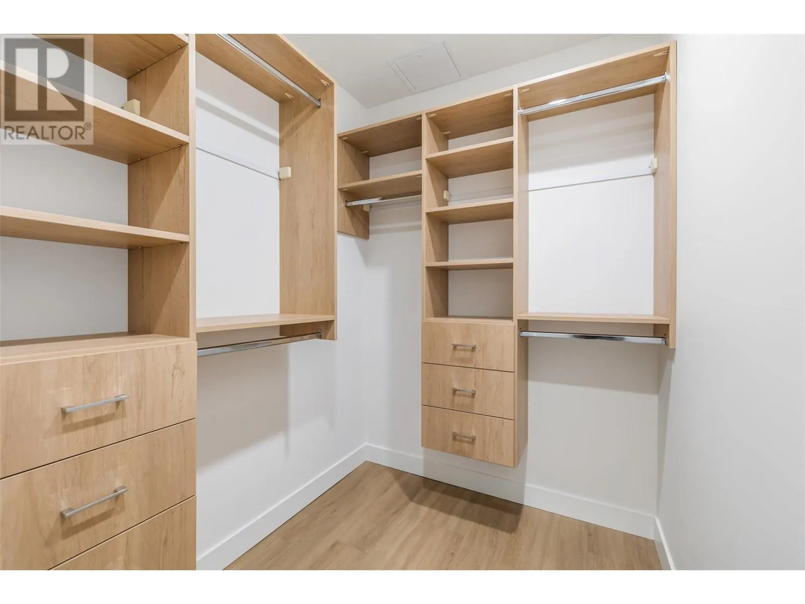 3699 Capozzi Road Unit# PH3
