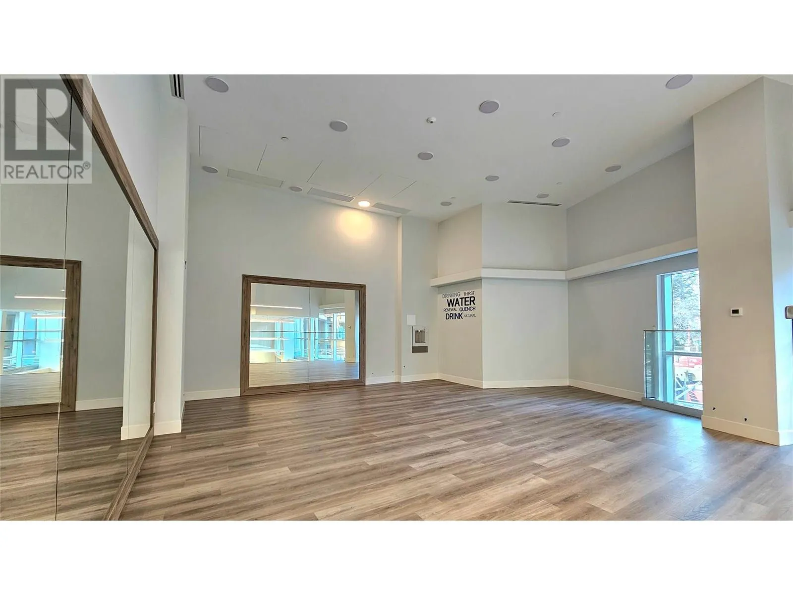 3699 Capozzi Road Unit# PH3