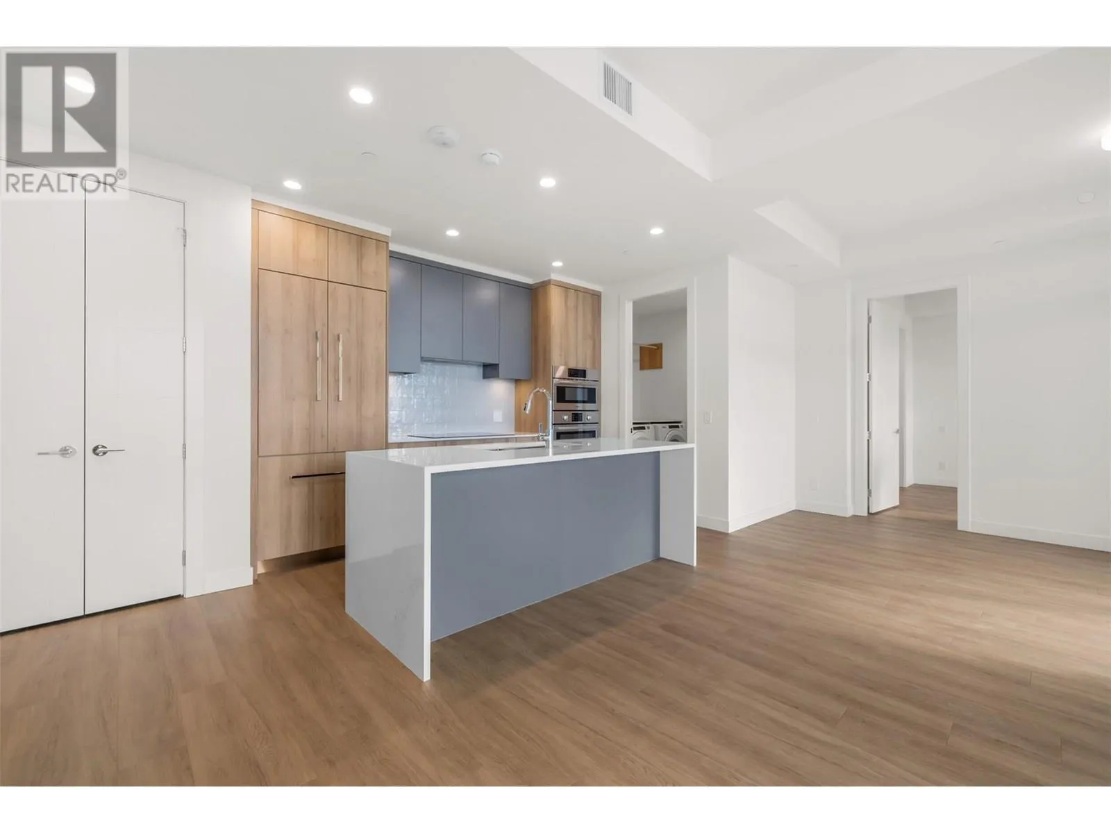 3699 Capozzi Road Unit# PH3