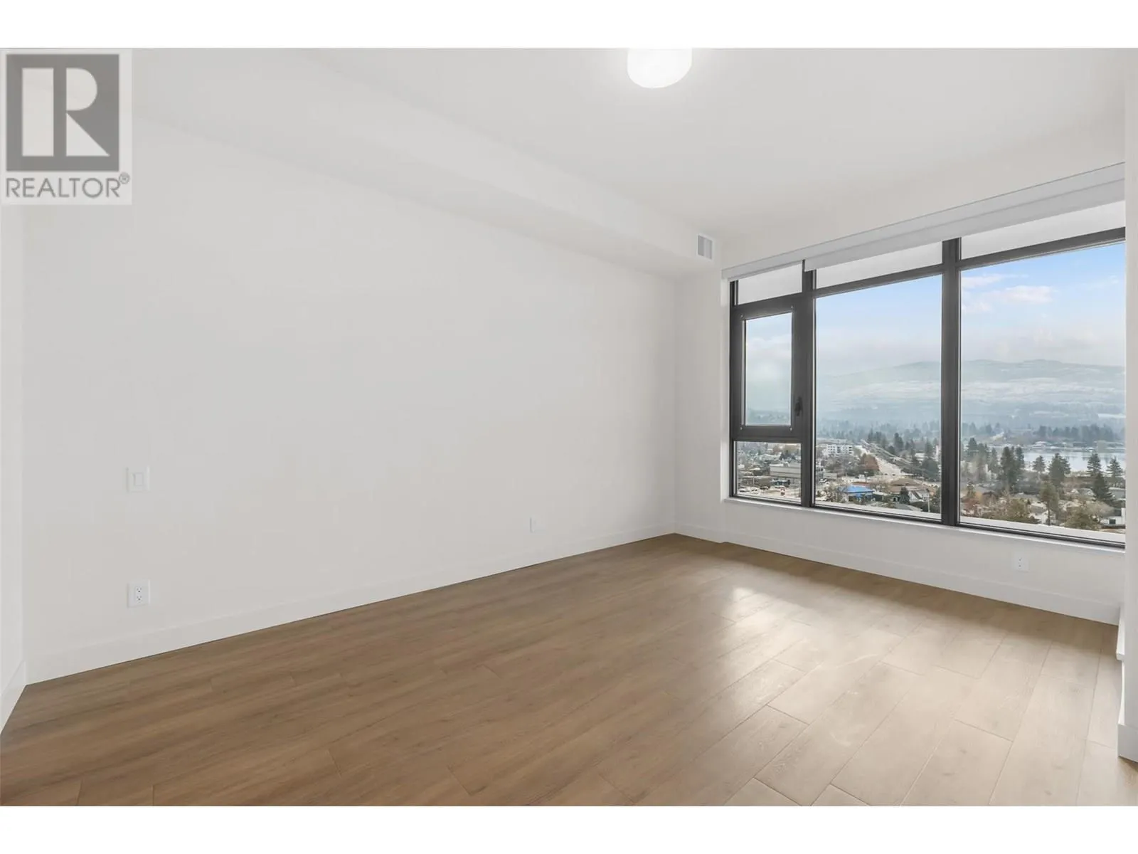 3699 Capozzi Road Unit# PH3