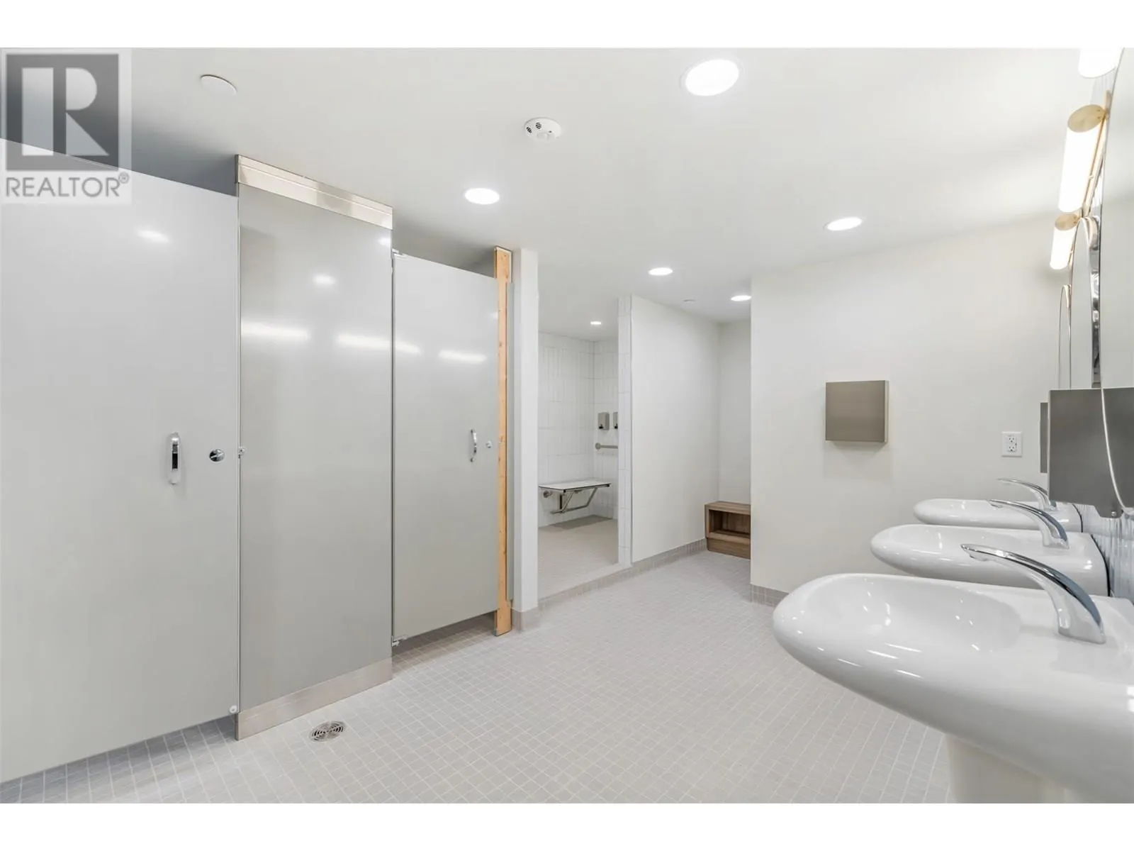 3699 Capozzi Road Unit# PH3