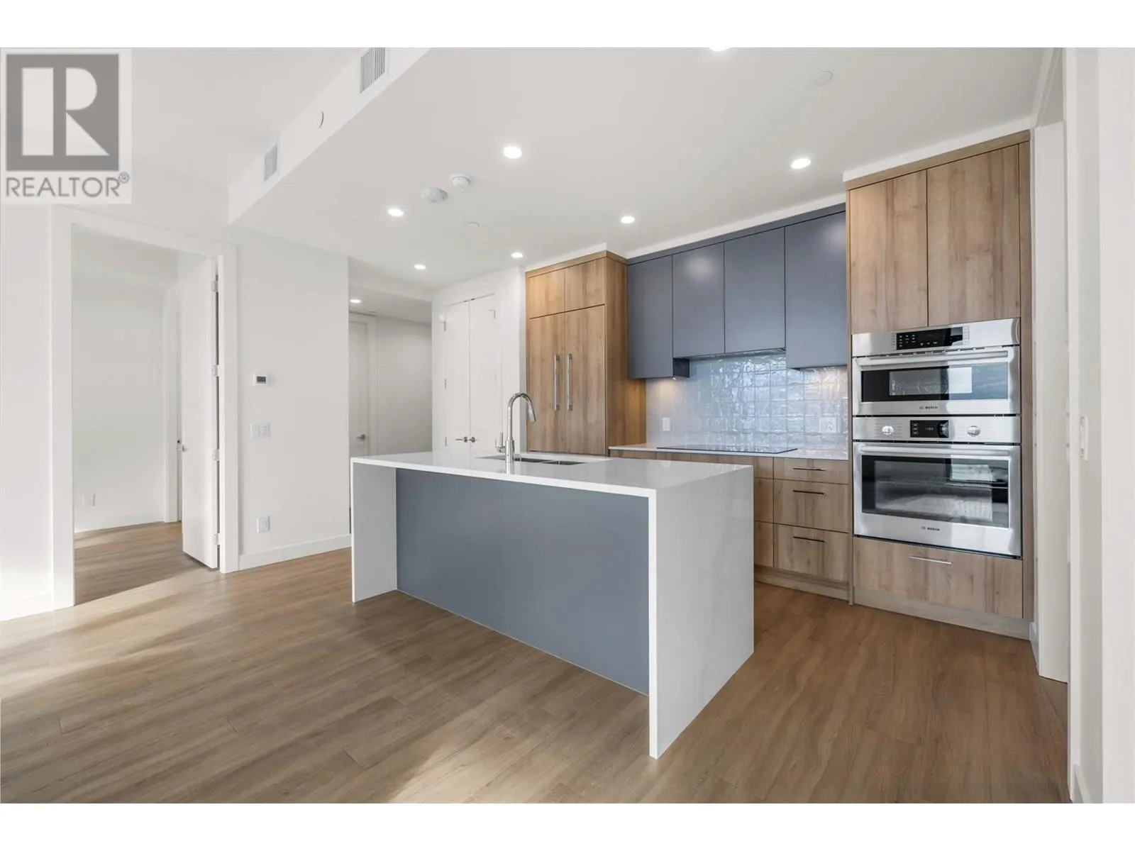 3699 Capozzi Road Unit# PH3