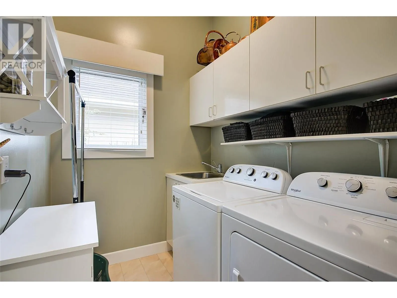 2368 Abbott Street Unit# 20