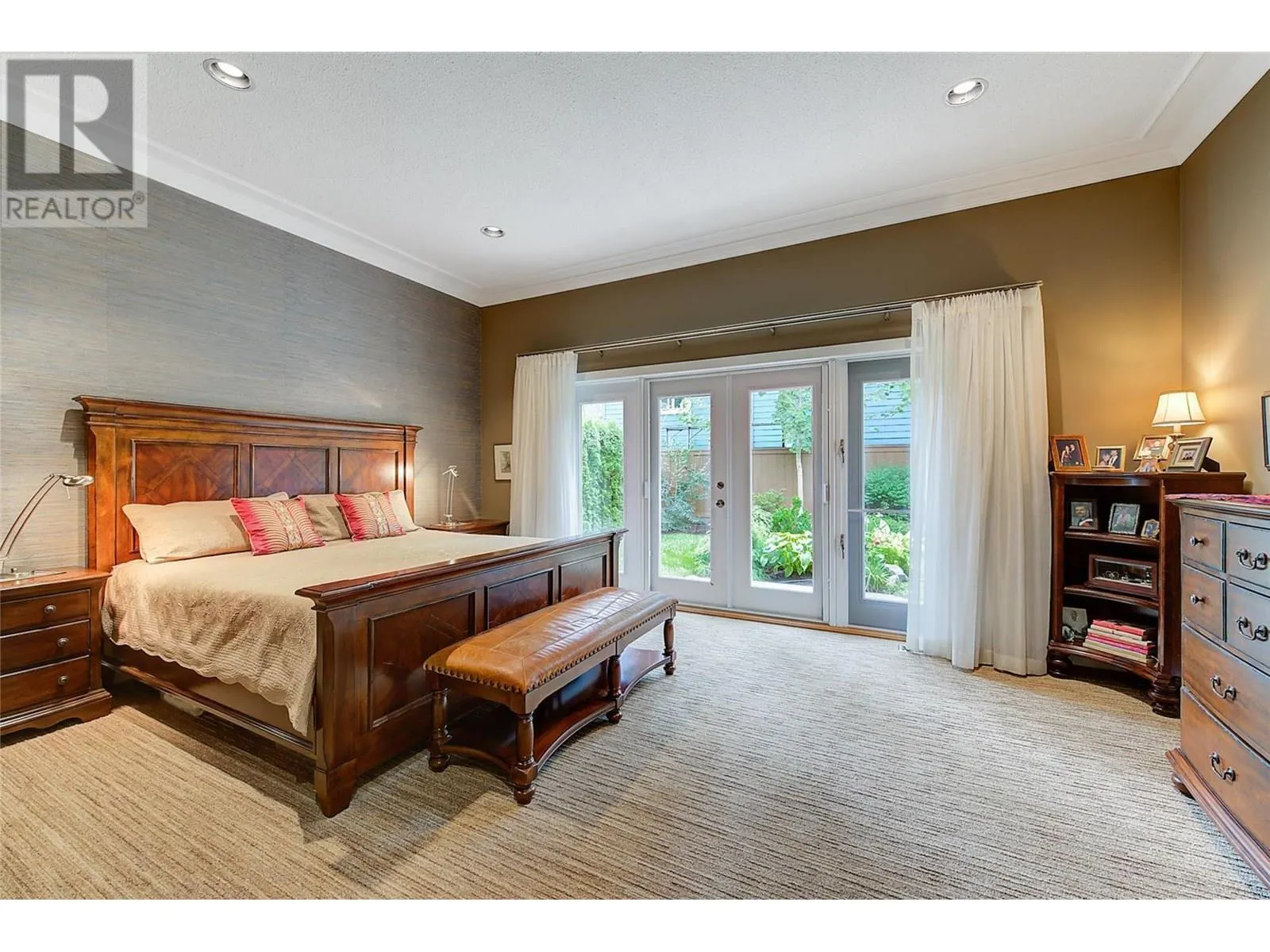 2368 Abbott Street Unit# 20