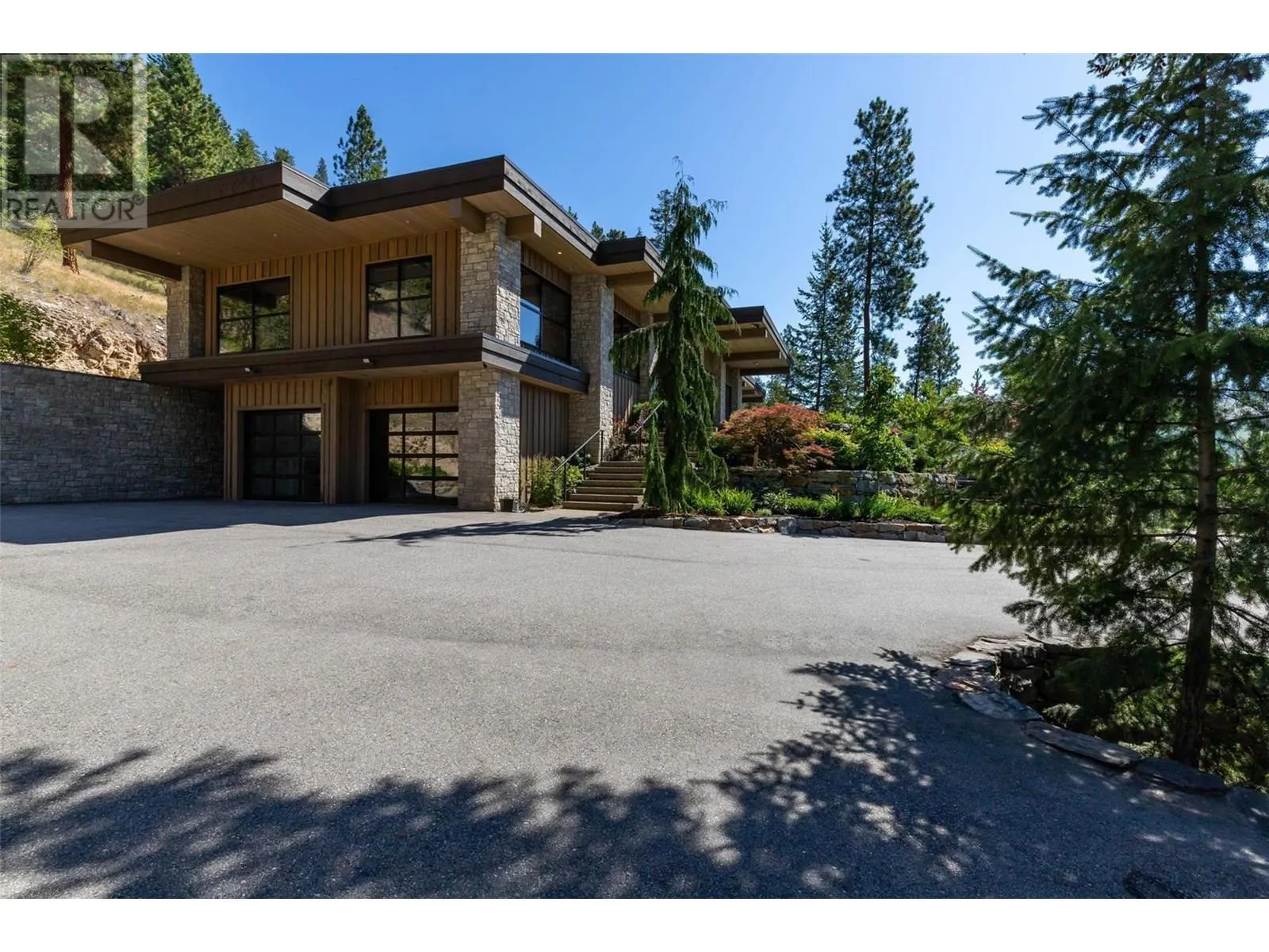 26 Commonage Road