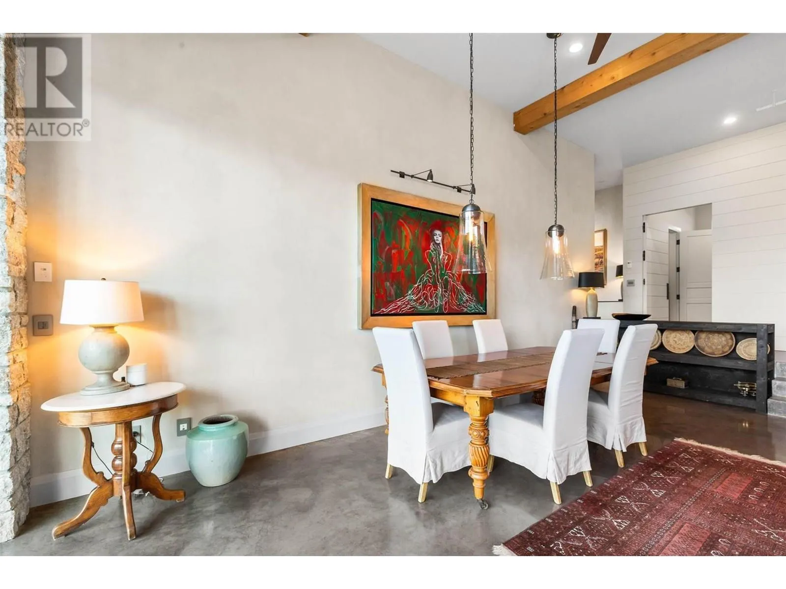 26 Commonage Road