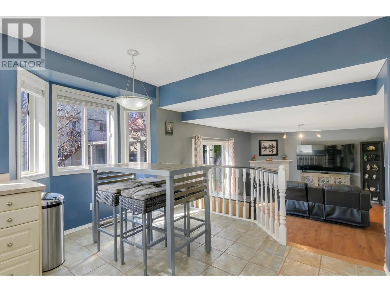 1891 Ranchmont Crescent
