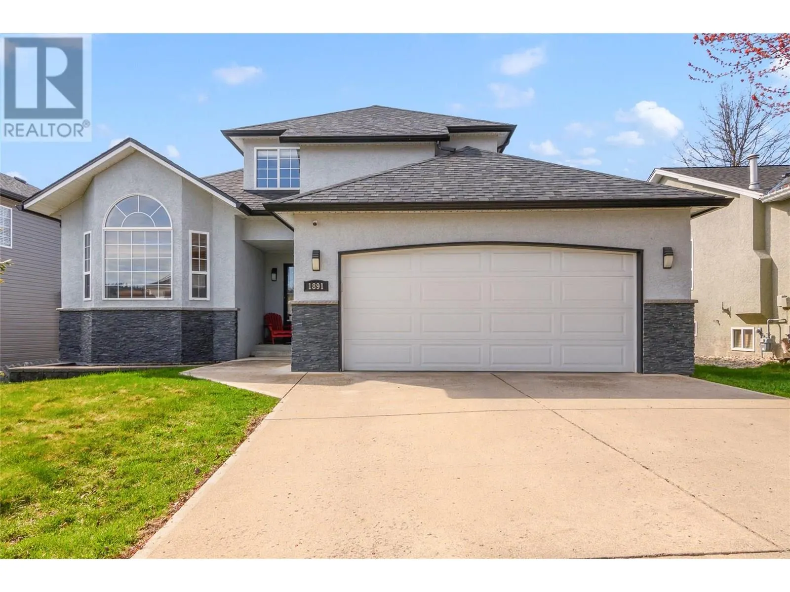 1891 Ranchmont Crescent