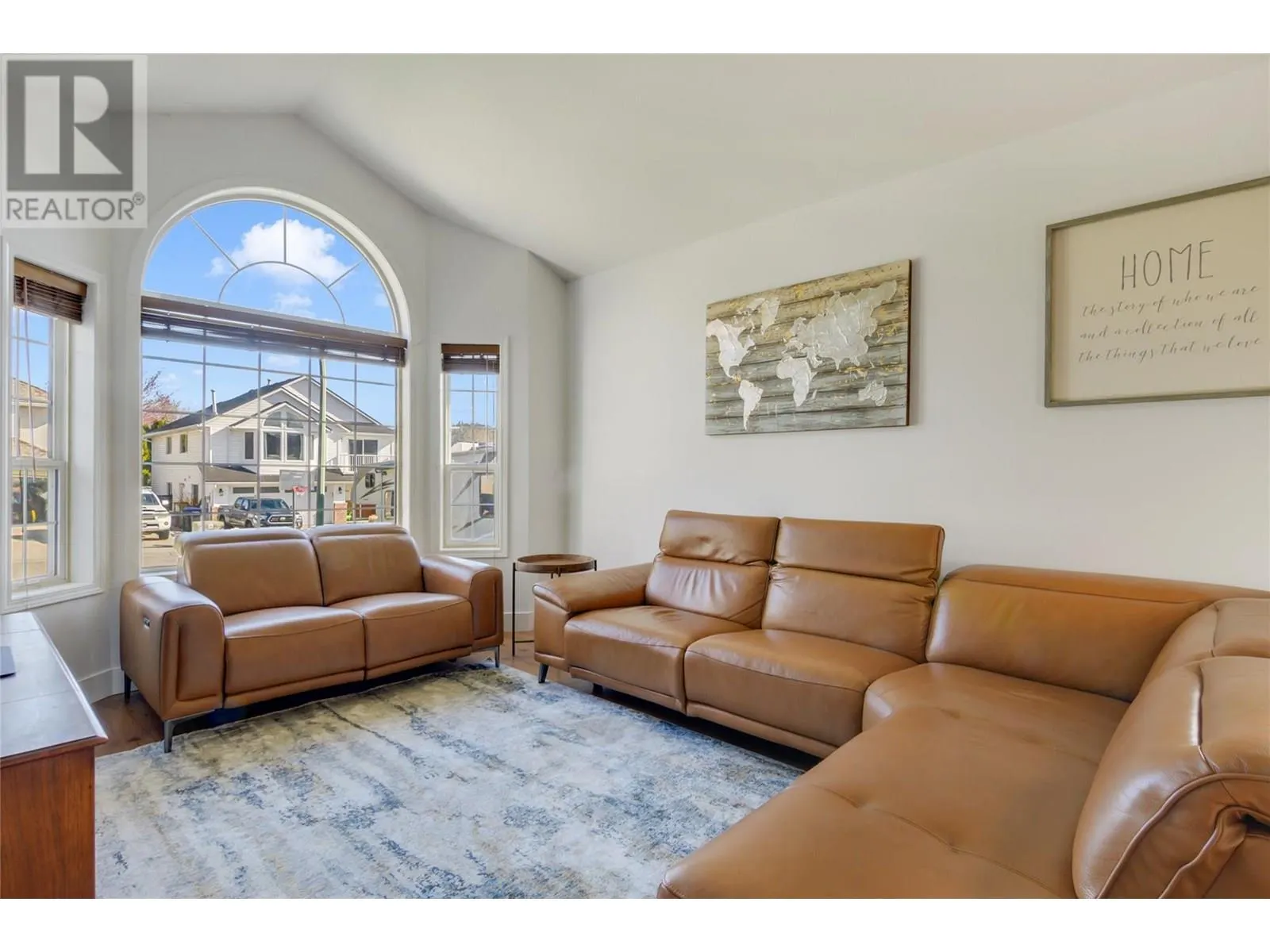 1891 Ranchmont Crescent