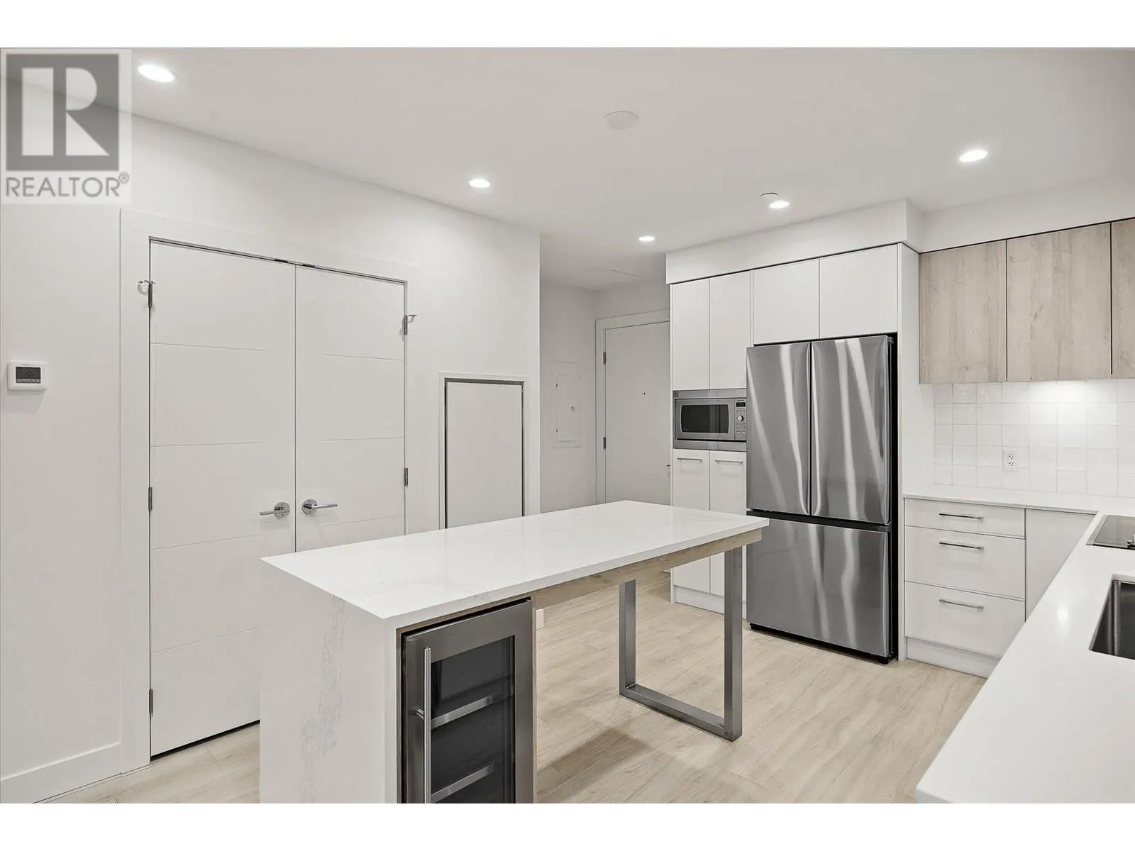 3699 Capozzi Road Unit# 108