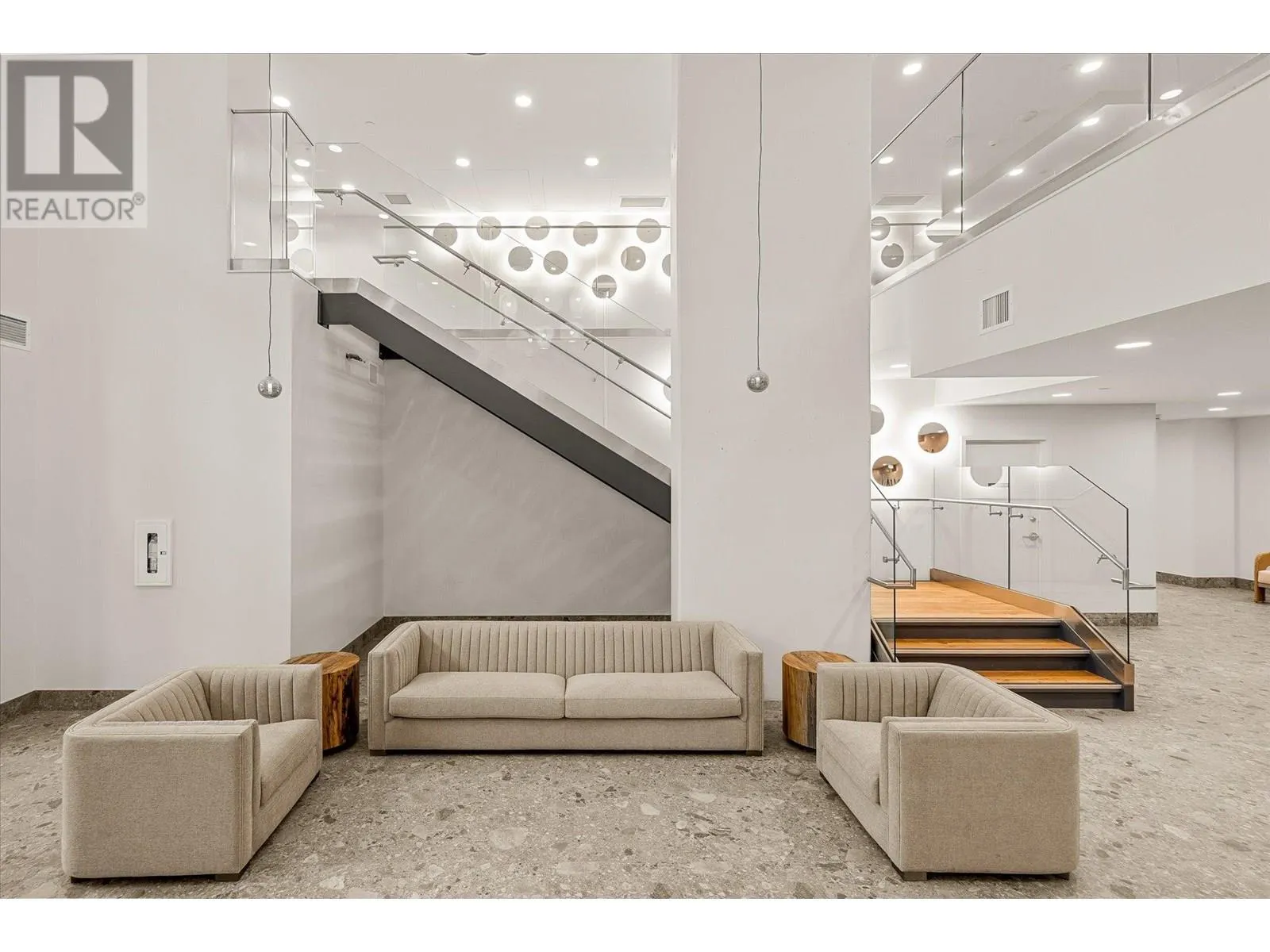 3699 Capozzi Road Unit# 108