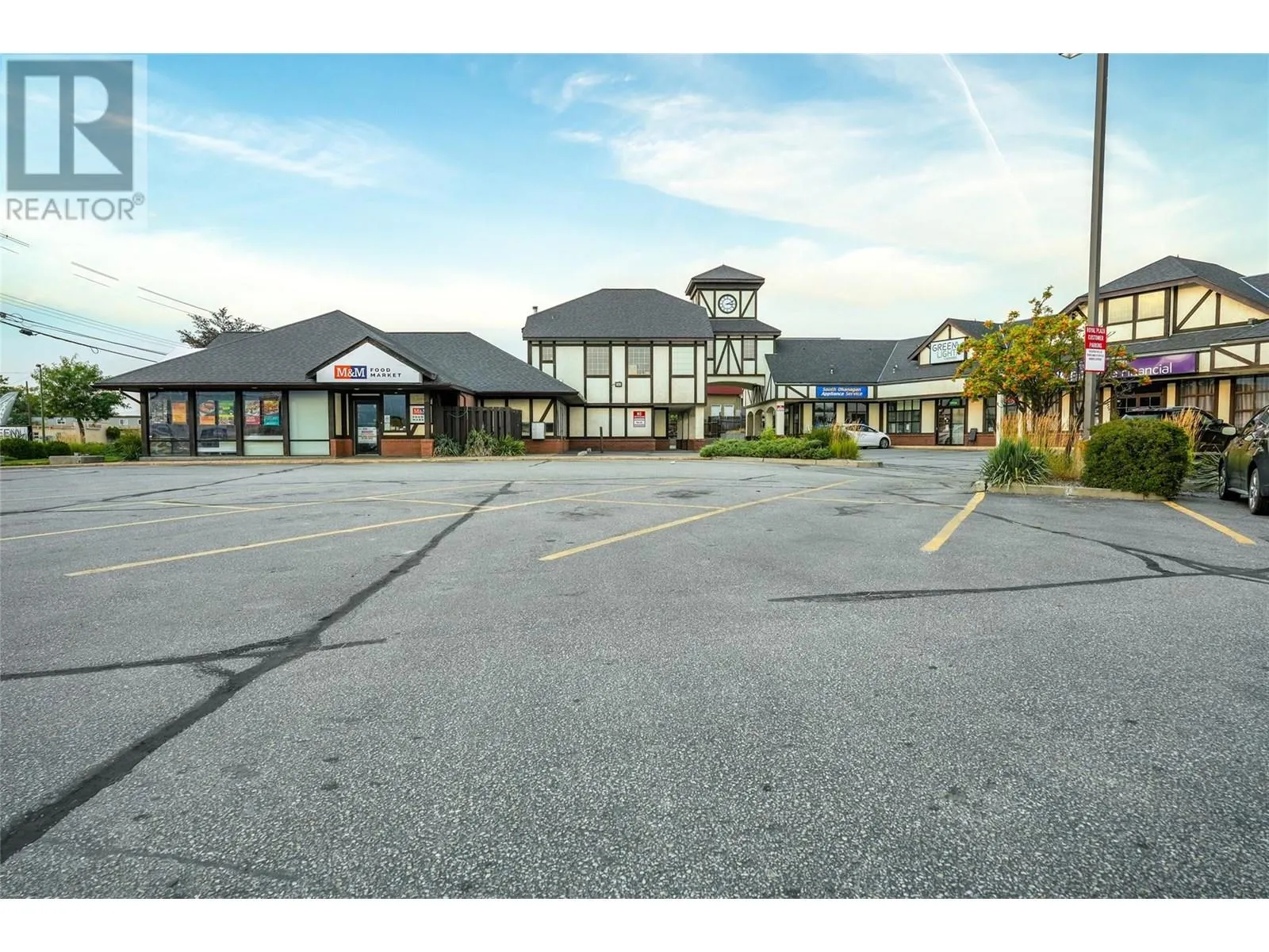 2436 Skaha Lake Road Unit# 114