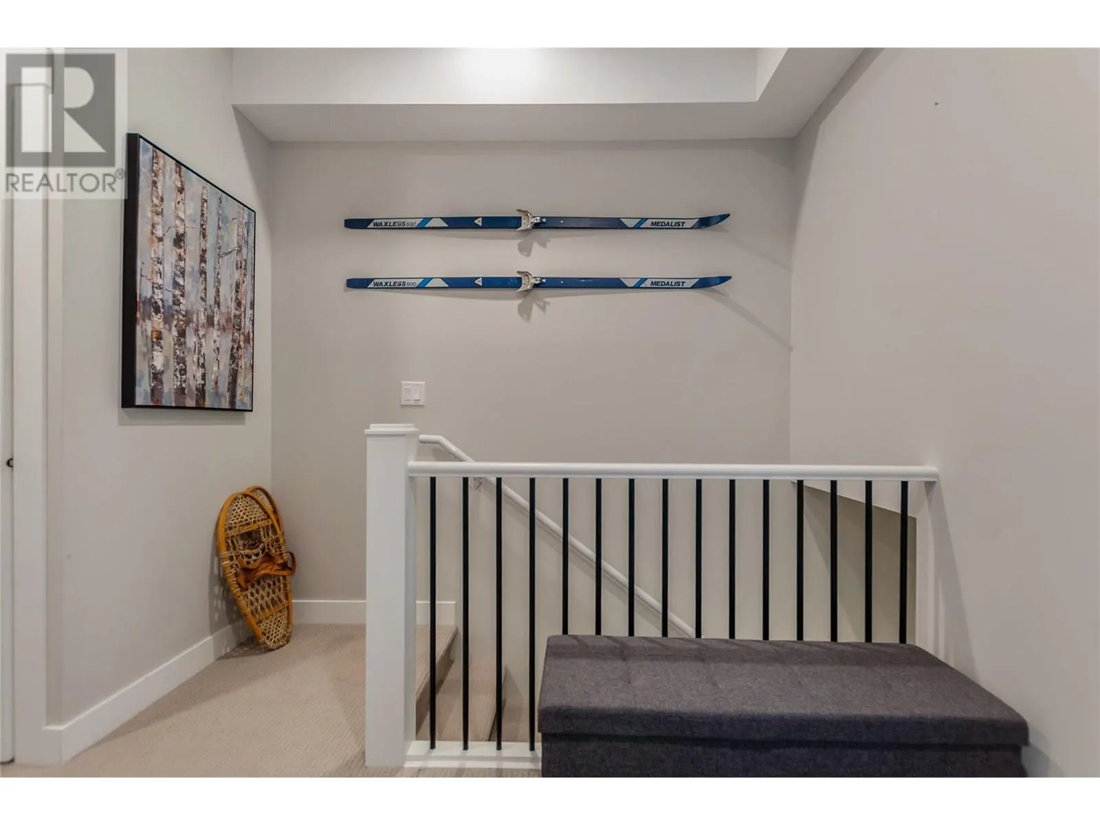 300 Creekview Road Unit# 2