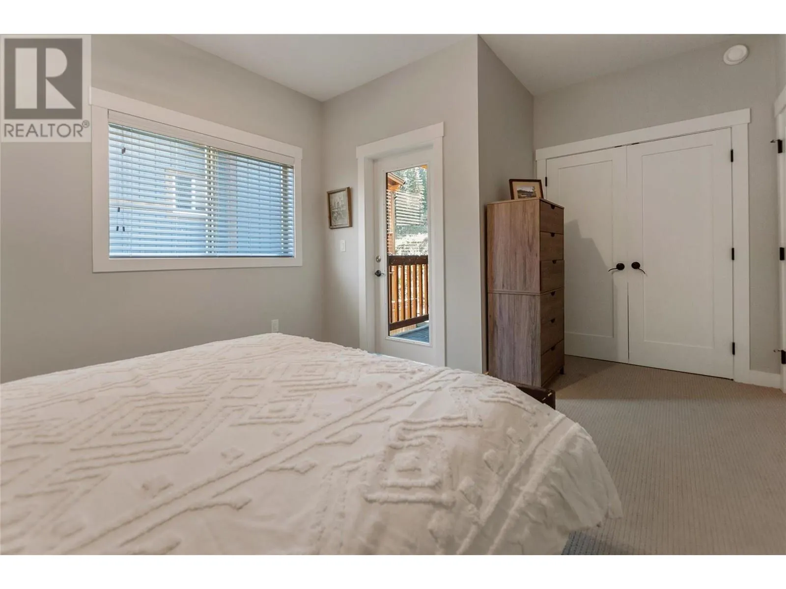 300 Creekview Road Unit# 2