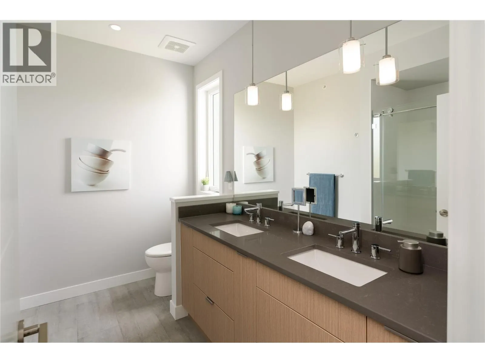 3719 WOODSDALE Road Unit# 17